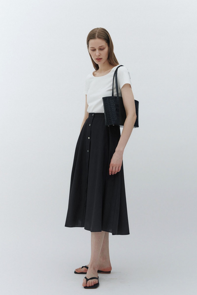 Button flare skirt ( Black )